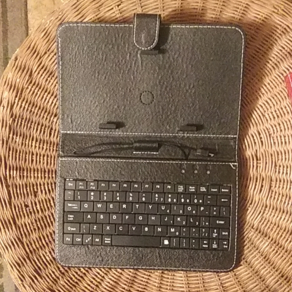 8" tablet case - Picture 2 of 3